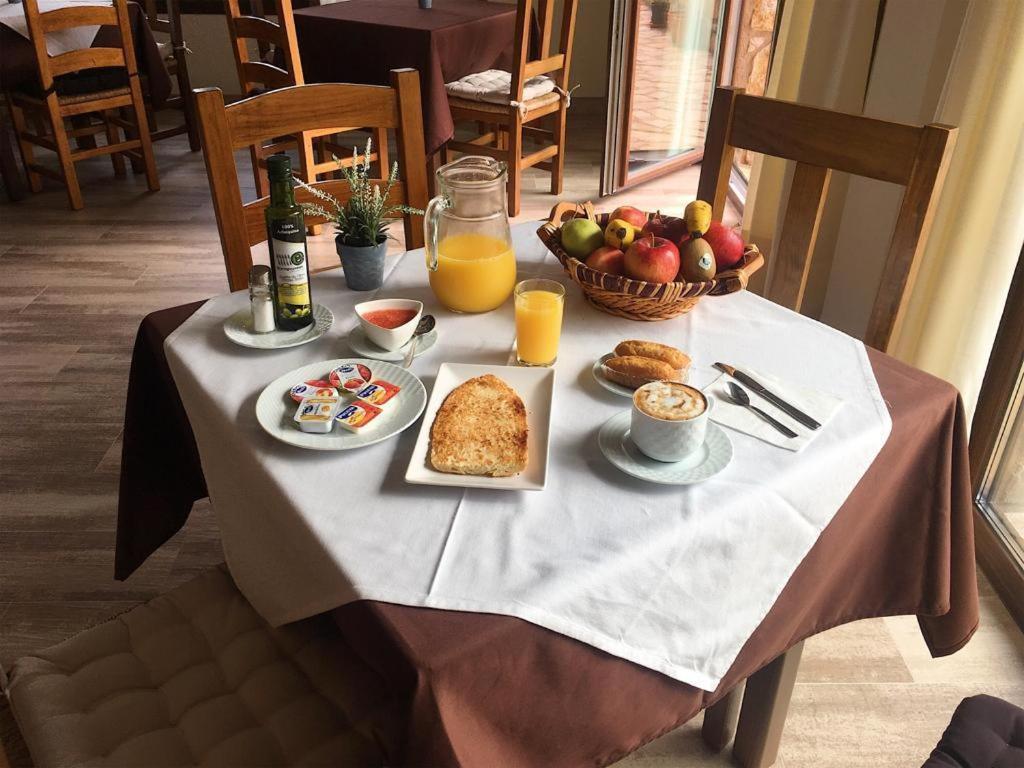Hotel Atiana Albarracín Eksteriør billede